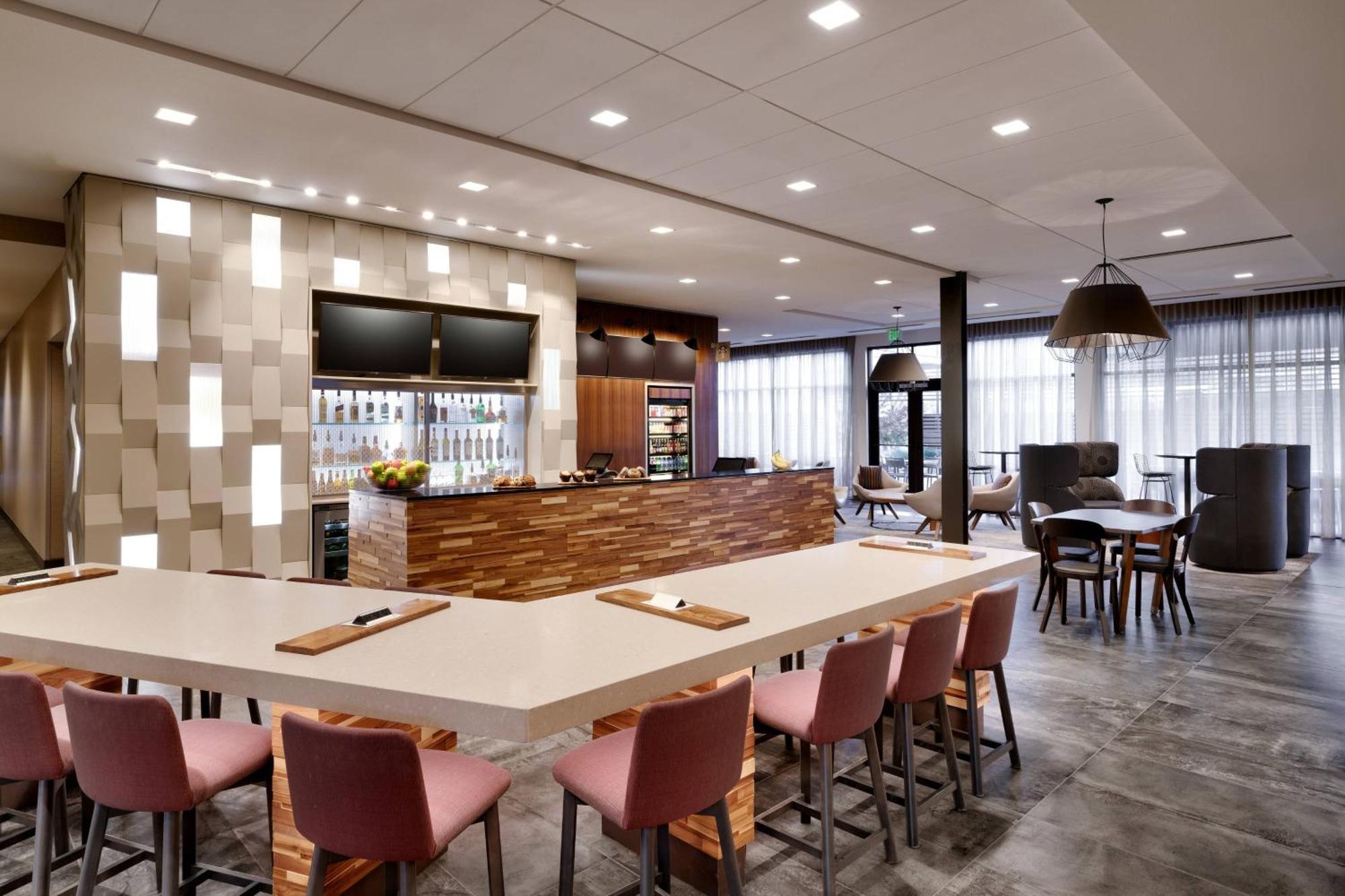 Courtyard By Marriott סדר סיטי מראה חיצוני תמונה